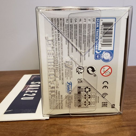 Funko Pop 407 DC Super Heroes Azrael Batman Walgreen's Exclusive w/ Pop Protecto - Picture 6 of 7